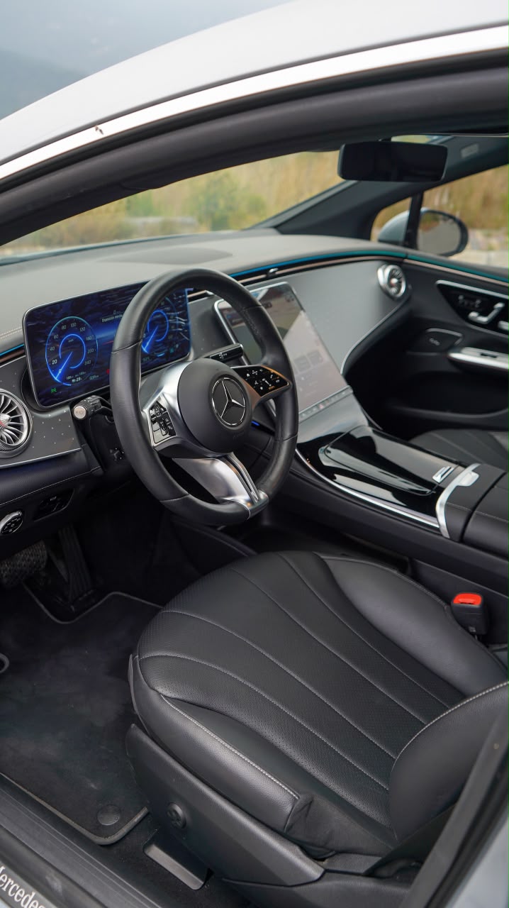 Mercedes-Benz EQE 350+ 2023