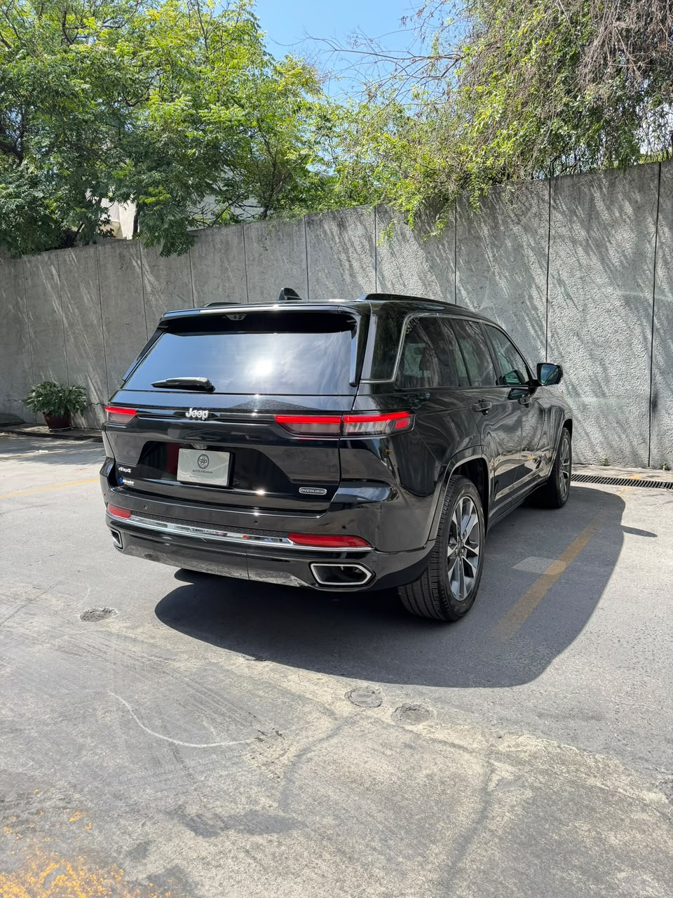 Jeep Grand Cherokee Overland 2024