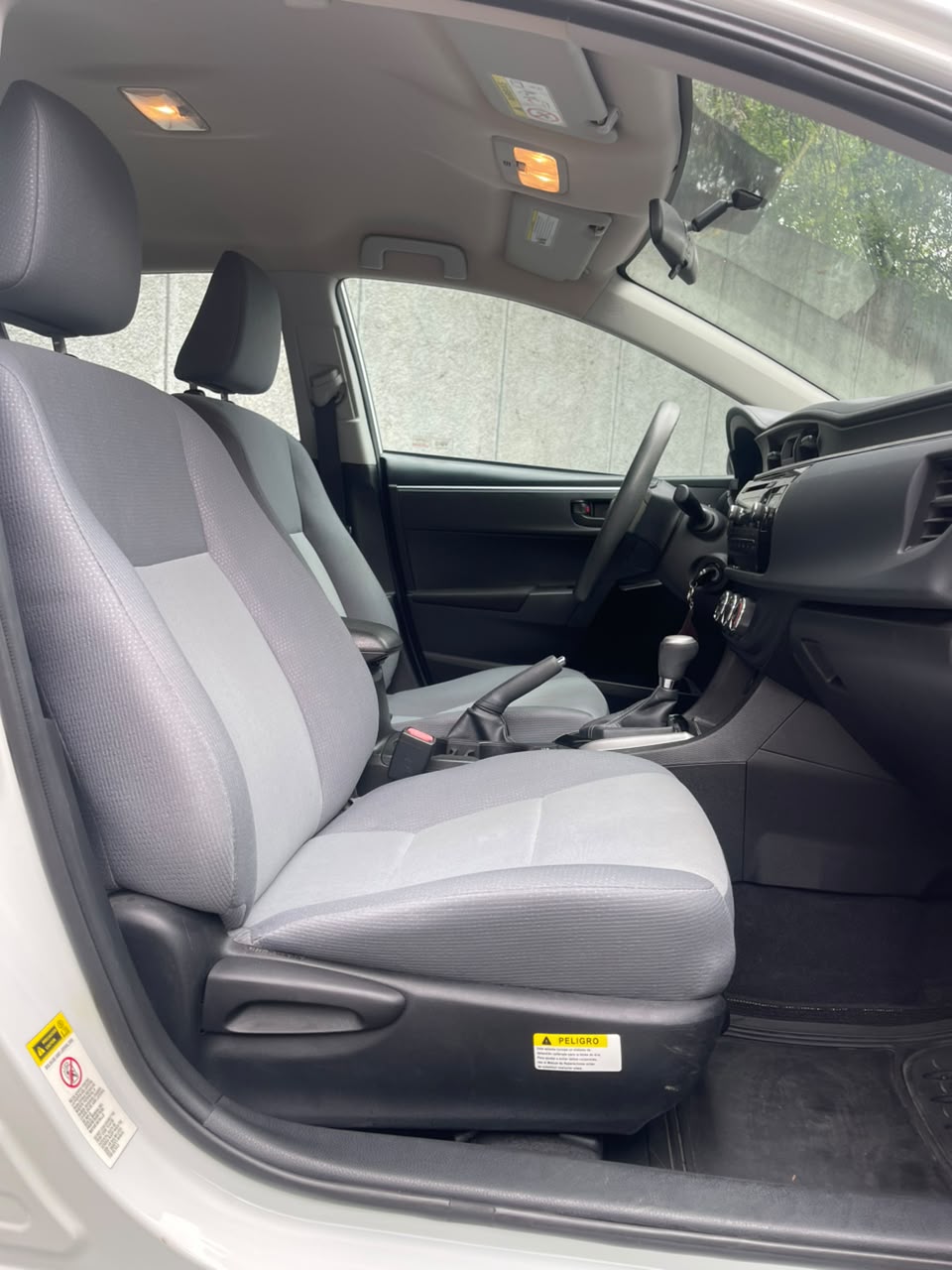 Toyota Corolla XLE 2016
