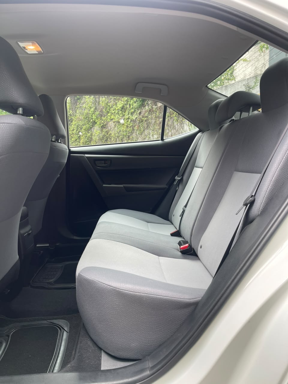 Toyota Corolla XLE 2016