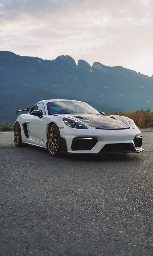 Porsche 718 Cayman GT4 RS 2025