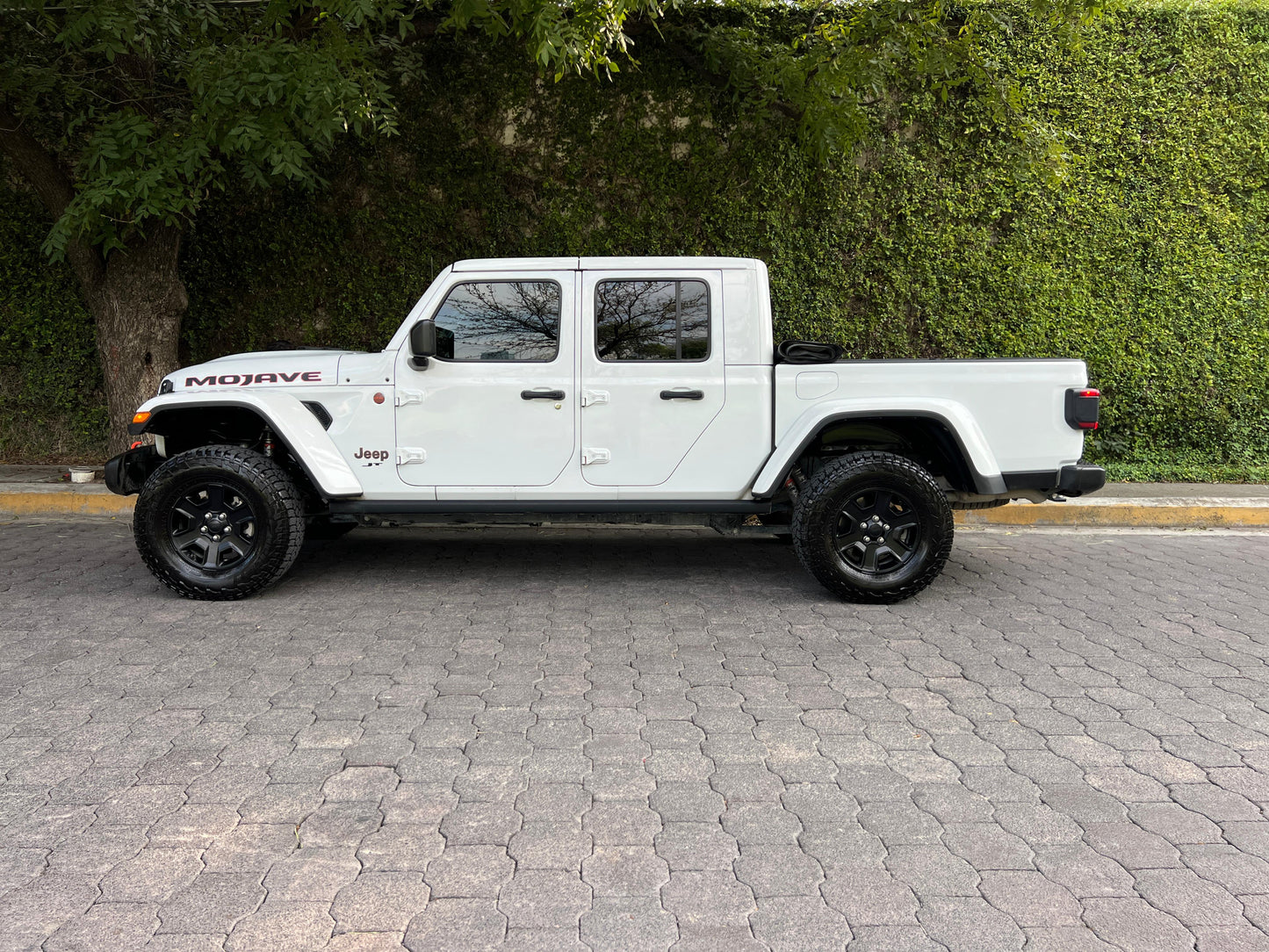 JEEP GLADIATOR MOJAVE  2023